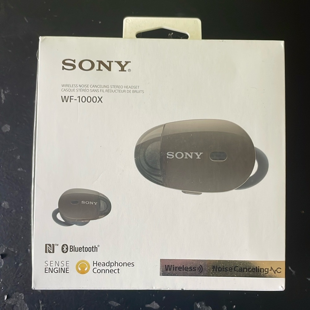 SONY wireless noise cancelling stereo headset